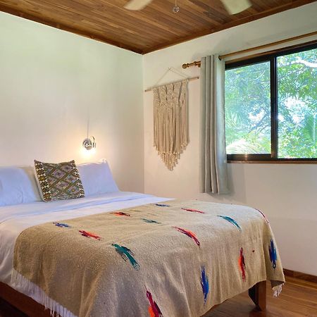Casa Colores مونتيزوما الغرفة الصورة